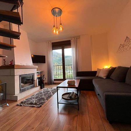 דירות פואבלה דה לילו Duplex El Refugio De Porma מראה חיצוני תמונה