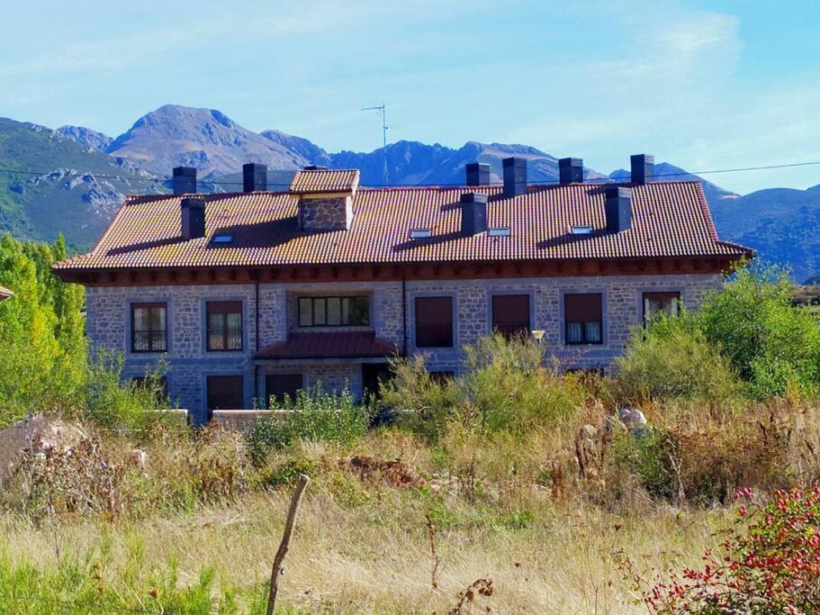 דירות פואבלה דה לילו Duplex El Refugio De Porma מראה חיצוני תמונה